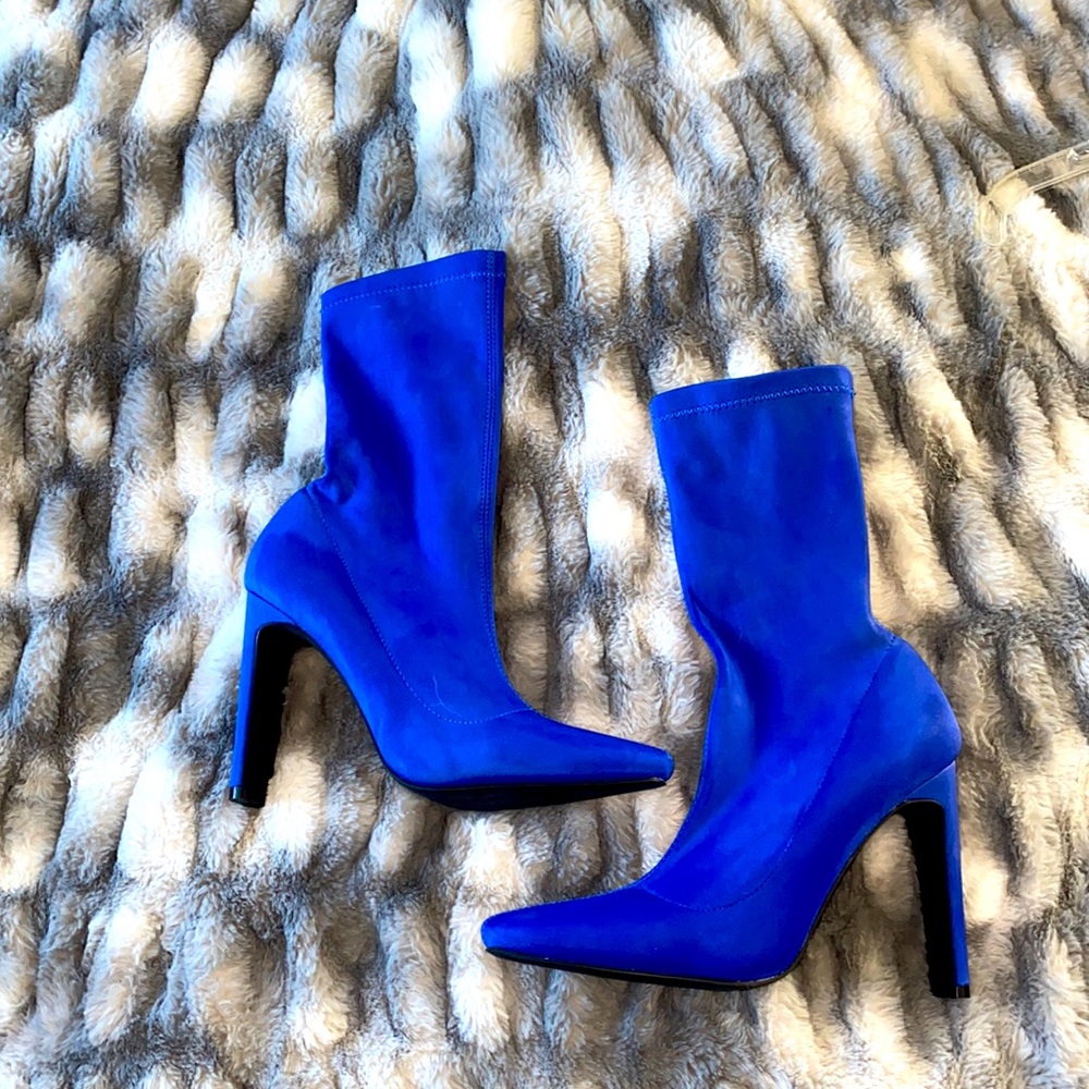 Blue, stretchy booties